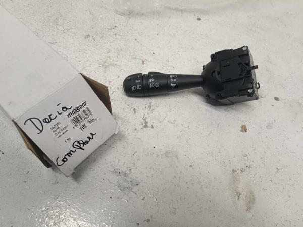 COMMODO DACIA ( COTE CLIGNOTEUR )  NEUF - Vue 1